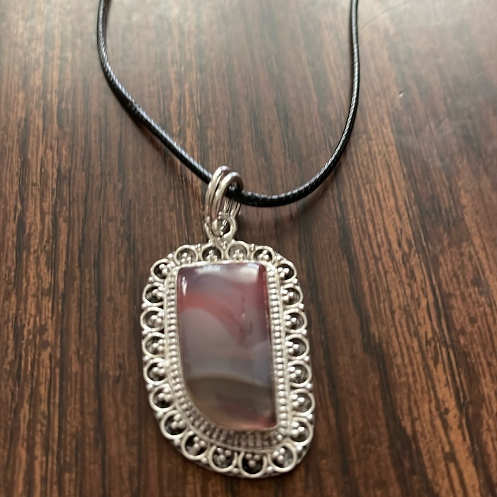New gemstone w extender necklace on fire never worn